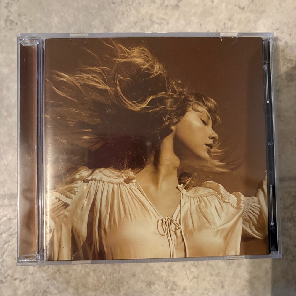 Fearless Taylor’s Version Taylor Swift CD